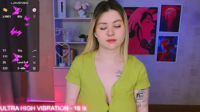 cutie mili online show from February 4, 2025, 8:46 am