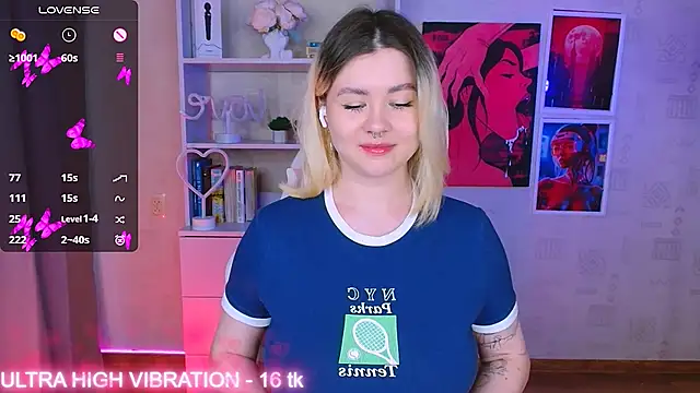 cutie mili online show from February 21, 2025, 7:12 am