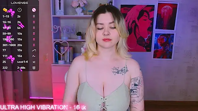 cutie mili online show from February 25, 2025, 7:09 am