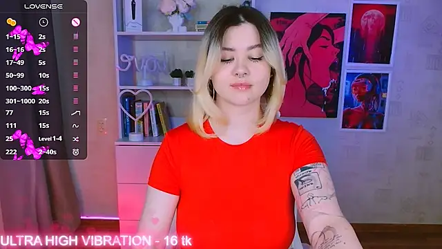 cutie mili online show from March 1, 2025, 7:41 am