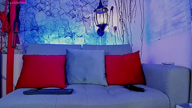 Snapshot of irregular_fetish_ chatting on January 22, 2025, 12:48 am irregular fetish online show from January 22, 2025, 12:48 am