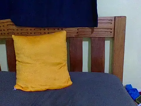 verginpussy01 online show from February 21, 2026, 9:27 pm