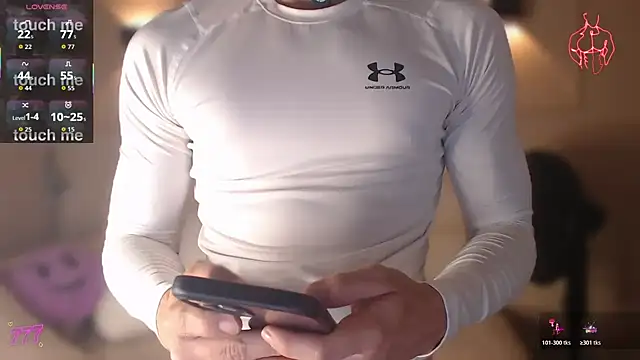 Snapshot of thomklein chatting on June 5, 2026, 9:09 pm thomklein online show from June 5, 2026, 9:09 pm