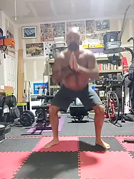 chainjulious online show from December 5, 2024, 1:38 pm