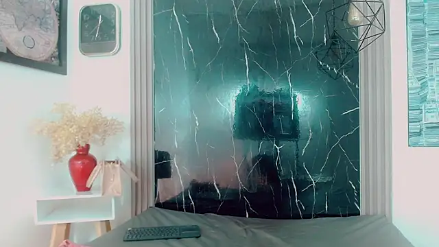 hilary rodriguez online show from April 9, 2026, 7:30 pm