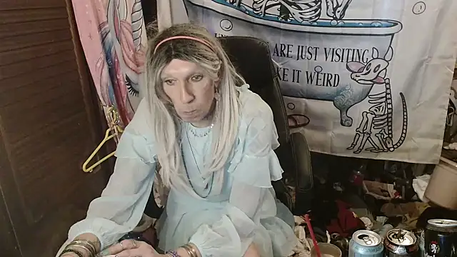 Ombeline1 online show from February 7, 2026, 7:34 am