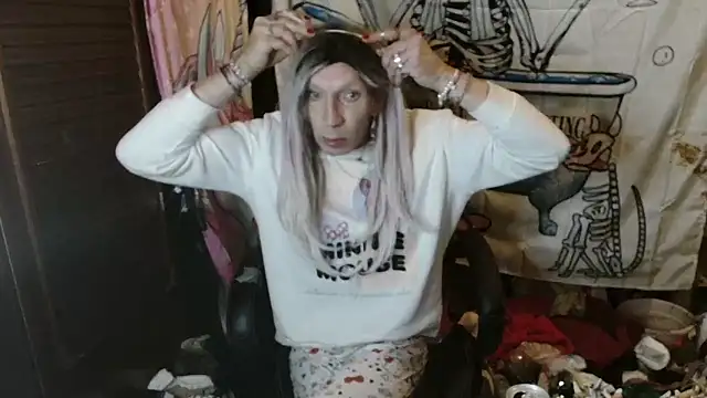 Ombeline1 online show from March 25, 2026, 2:17 am