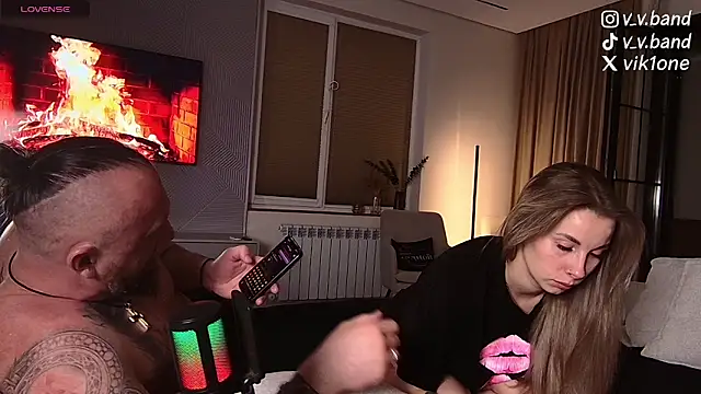 Snapshot of niki7377 chatting on March 8, 2026, 5:28 pm niki7377 online show from March 8, 2026, 5:28 pm