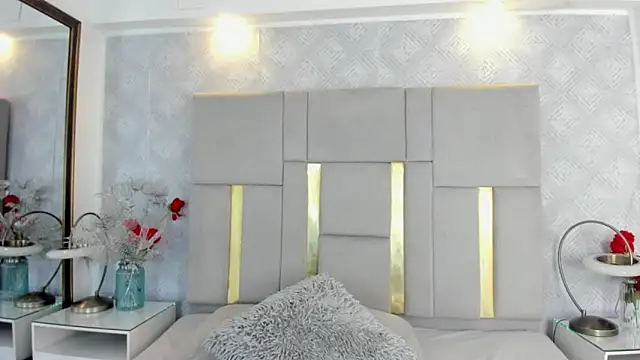 Camilaa Sanchez  online show from November 25, 2025, 12:16 pm