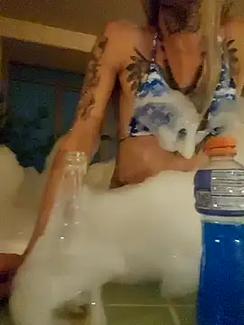 mariana preciado online show from December 6, 2024, 7:54 am