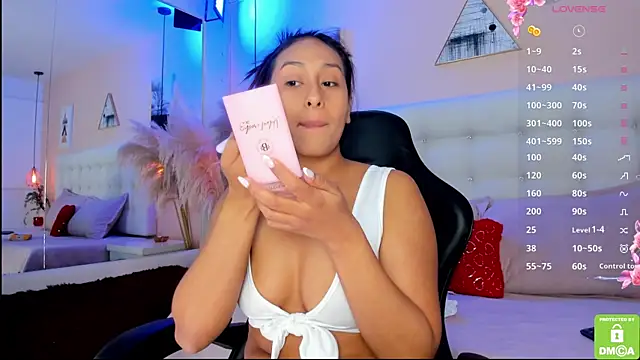 AmelyaMann online show from March 19, 2025, 12:34 pm