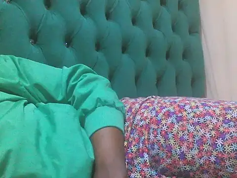 Sexy Riri online show from October 7, 2025, 1:41 pm