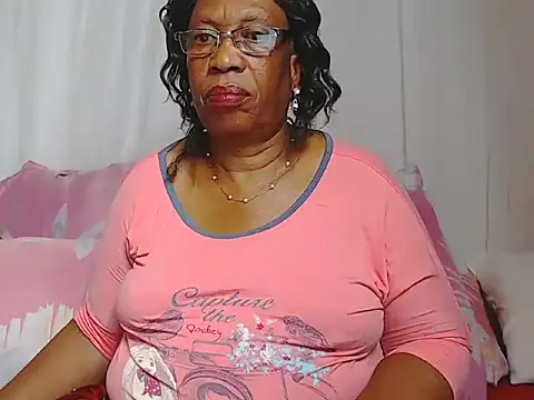 Snapshot of Freakyassnwildx chatting on April 30, 2026, 11:05 am Freakyassnwildx online show from April 30, 2026, 11:05 am
