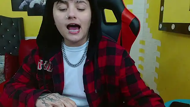 isabeautyx19 online show from March 14, 2026, 2:39 am