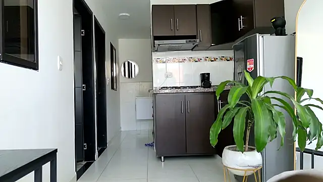 grey   27 online show from March 6, 2025, 5:11 pm