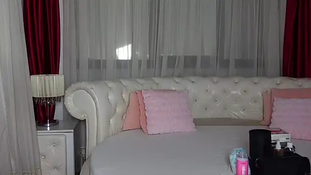 NinaCrystal1 online show from February 14, 2025, 6:12 am