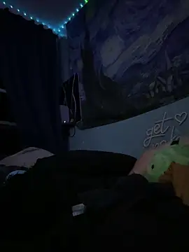 Snapshot of Cutetrans90 chatting on October 11, 2025, 8:13 am Cutetrans90 online show from October 11, 2025, 8:13 am