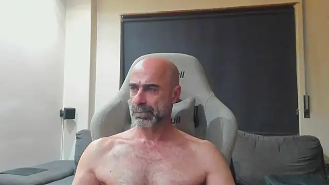 Snapshot of Bicopflirt chatting on October 23, 2025, 11:46 pm Bicopflirt online show from October 23, 2025, 11:46 pm