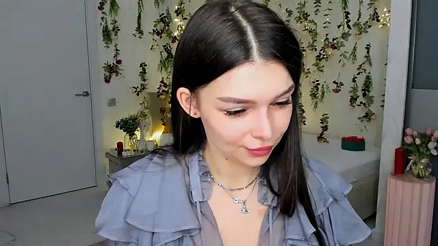 Snapshot of ContinentOfTranquility chatting on April 4, 2026, 1:15 am ContinentOfTranquility online show from April 4, 2026, 1:15 am