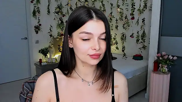 Snapshot of ContinentOfTranquility chatting on April 11, 2026, 8:07 am ContinentOfTranquility online show from April 11, 2026, 8:07 am