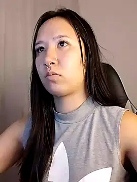 Japabaixinha online show from February 17, 2025, 8:19 am