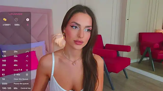 BellaHalles online show from March 22, 2025, 8:40 am