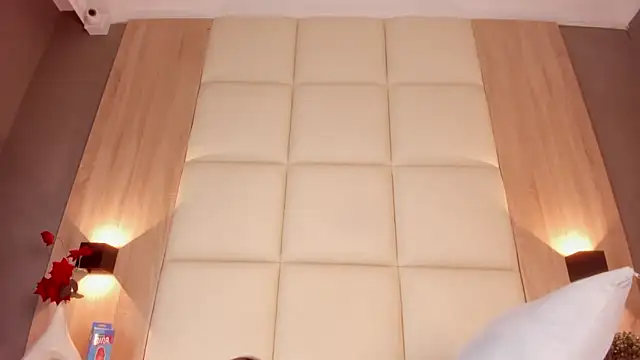 Snapshot of bella1207 chatting on February 12, 2026, 7:20 pm bella1207 online show from February 12, 2026, 7:20 pm