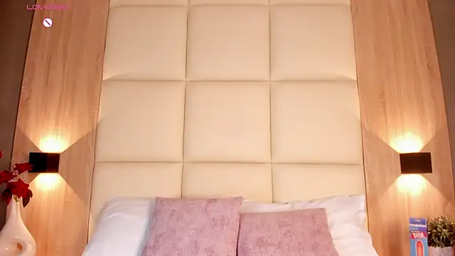 Snapshot of bella1207 chatting on February 21, 2026, 7:26 pm bella1207 online show from February 21, 2026, 7:26 pm