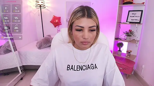 SALOOMEE   online show from February 17, 2025, 11:55 am