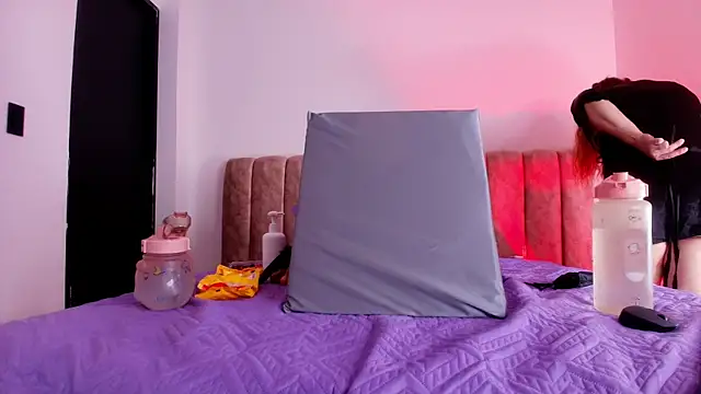 diane di online show from November 11, 2025, 7:25 pm