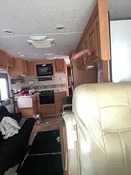 Snapshot of ElPollo77 chatting on February 5, 2026, 6:56 pm ElPollo77 online show from February 5, 2026, 6:56 pm