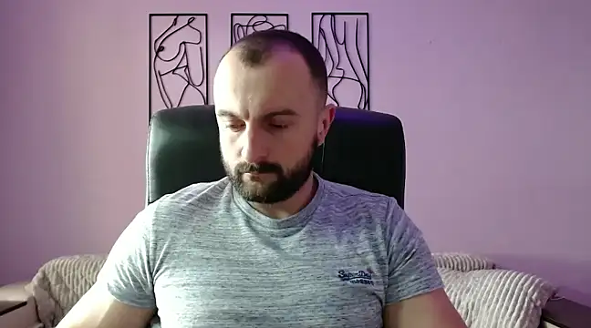 brindlefly6969 online show from February 25, 2025, 11:41 am