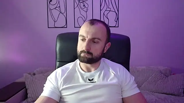 brindlefly6969 online show from January 15, 2026, 11:26 am