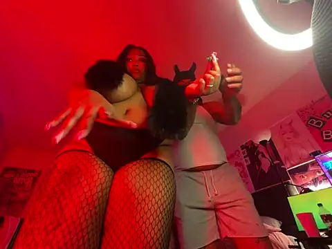 4EVAGLACIERS online show from March 2, 2025, 10:03 am