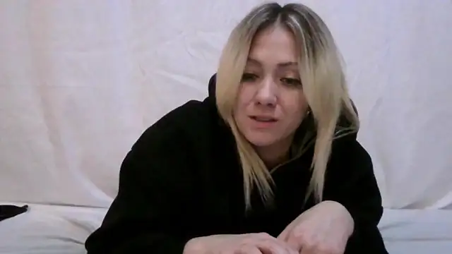 SallyCumLaude online show from February 26, 2025, 5:42 am