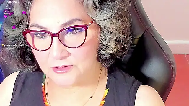 cataleya mom online show from November 5, 2025, 7:58 pm