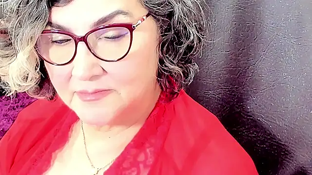 cataleya mom online show from May 17, 2026, 1:25 am