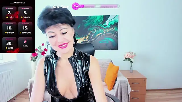 Silvia Wallec online show from October 26, 2025, 6:41 am