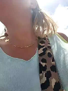 lady charlyne online show from February 1, 2025, 4:44 pm