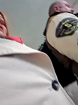 lady charlyne online show from April 22, 2026, 4:41 pm