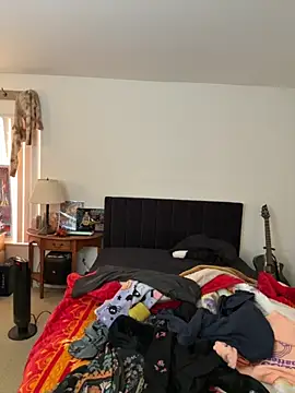 Snapshot of ketarisenup chatting on November 17, 2025, 1:06 pm ketarisenup online show from November 17, 2025, 1:06 pm