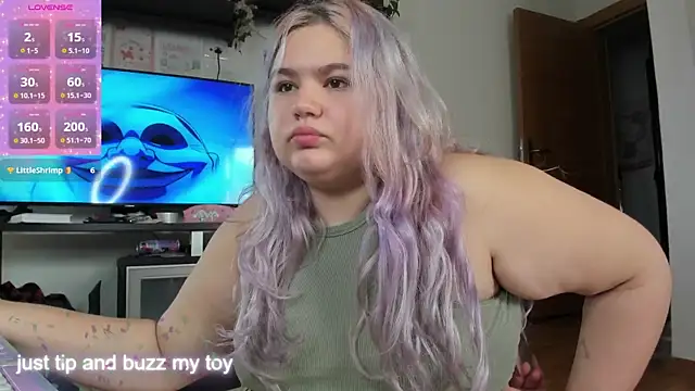 Freakcute  online show from November 20, 2025, 12:49 pm