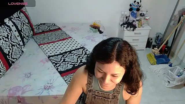 Snapshot of soniafuckboobs chatting on February 13, 2026, 12:23 pm soniafuckboobs online show from February 13, 2026, 12:23 pm