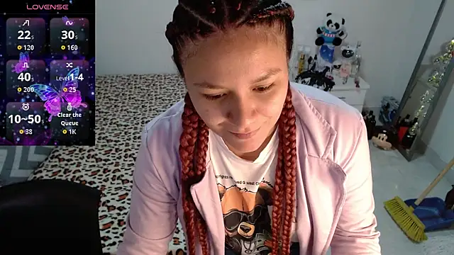 Snapshot of soniafuckboobs chatting on February 16, 2026, 12:23 pm soniafuckboobs online show from February 16, 2026, 12:23 pm