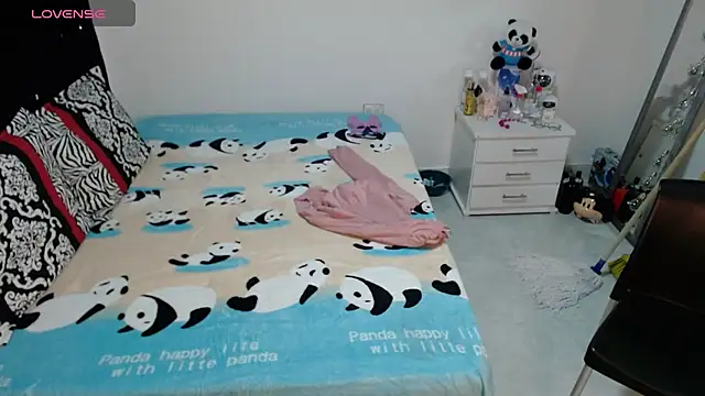 Snapshot of soniafuckboobs chatting on February 18, 2026, 12:23 pm soniafuckboobs online show from February 18, 2026, 12:23 pm