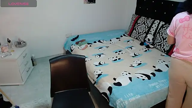 Snapshot of soniafuckboobs chatting on February 24, 2026, 12:14 pm soniafuckboobs online show from February 24, 2026, 12:14 pm