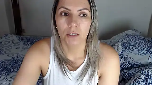 Chantal hott online show from April 19, 2026, 9:39 pm