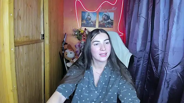 Snapshot of Fiery_Brunette_ chatting on December 26, 2024, 11:54 am Fiery Brunette online show from December 26, 2024, 11:54 am