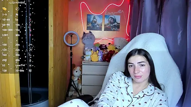 Snapshot of Fiery_Brunette_ chatting on September 21, 2025, 11:12 am Fiery Brunette online show from September 21, 2025, 11:12 am