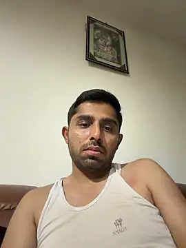 rhuh3991 online show from May 30, 2026, 8:17 pm